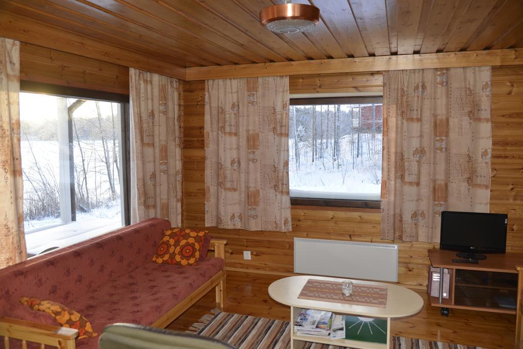 Tiirantuvat Villa Juankoski Ruang foto