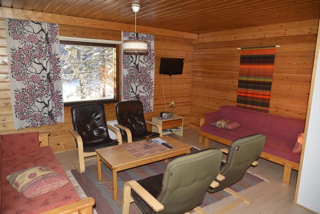 Tiirantuvat Villa Juankoski Ruang foto