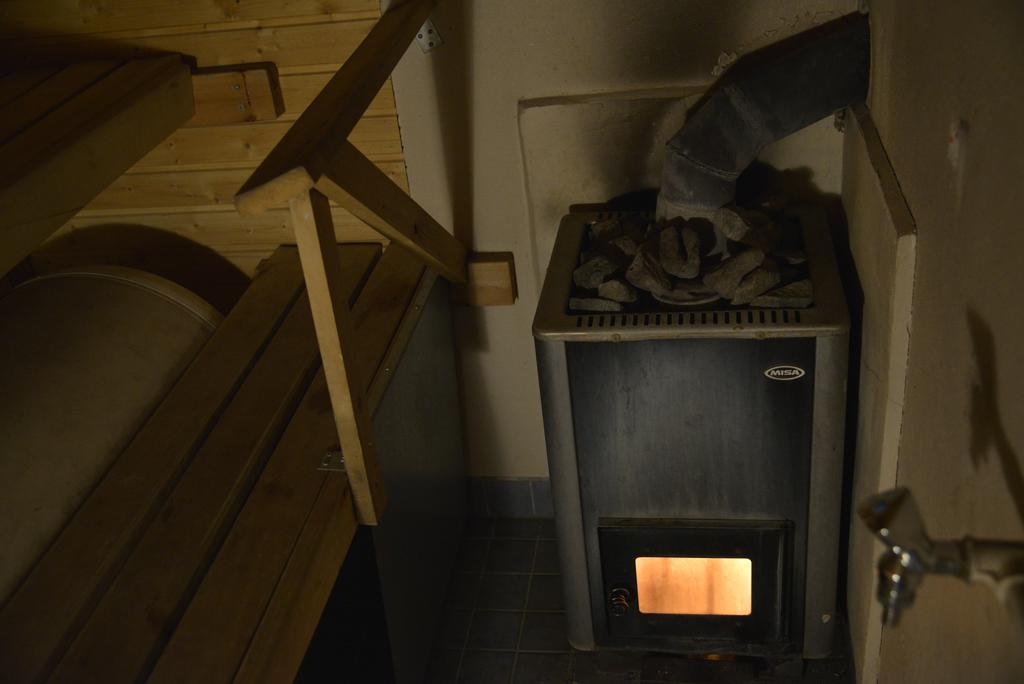 Tiirantuvat Villa Juankoski Bagian luar foto